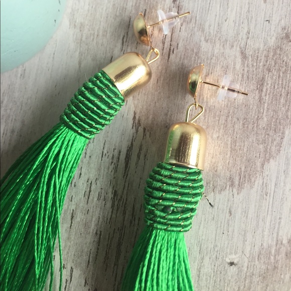 SOLD Gorgeous Boho tassel post earrings - Picture 2 of 6